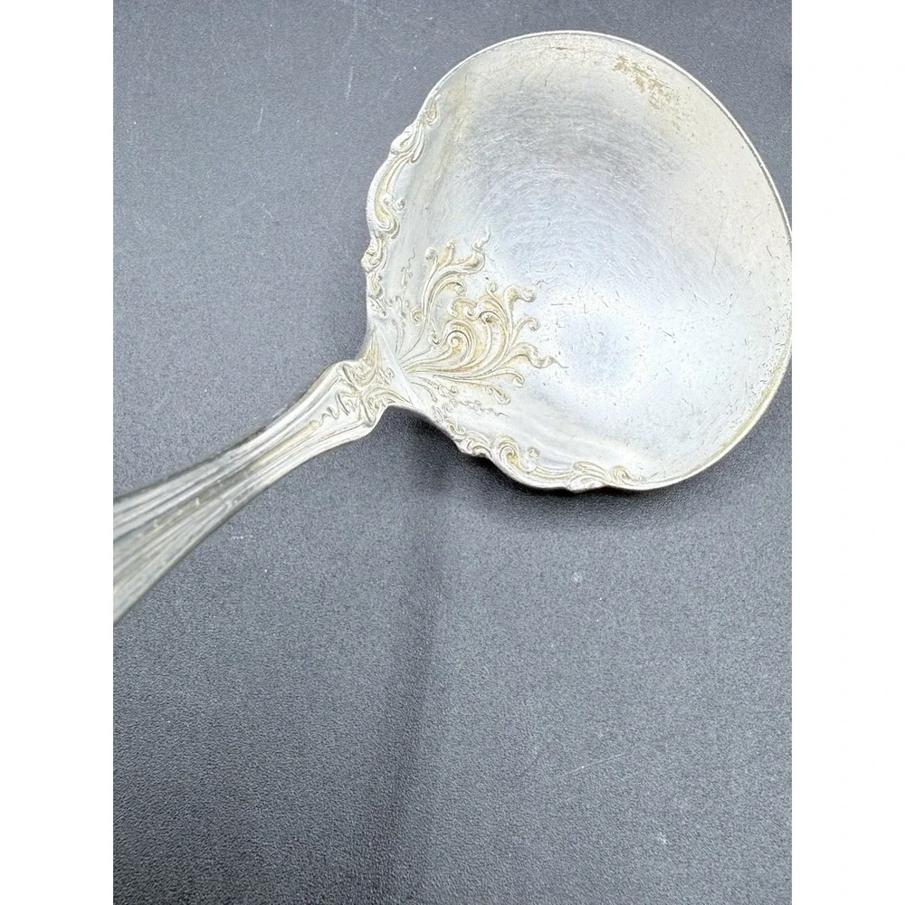 INTERNATIONAL/ROGERS & HAMILTON TUDOR SILVER PLATE GRAVY LADLE SERVING SPOON  7